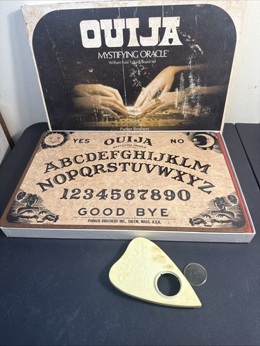 Vintage ouija board game - board, 1972
